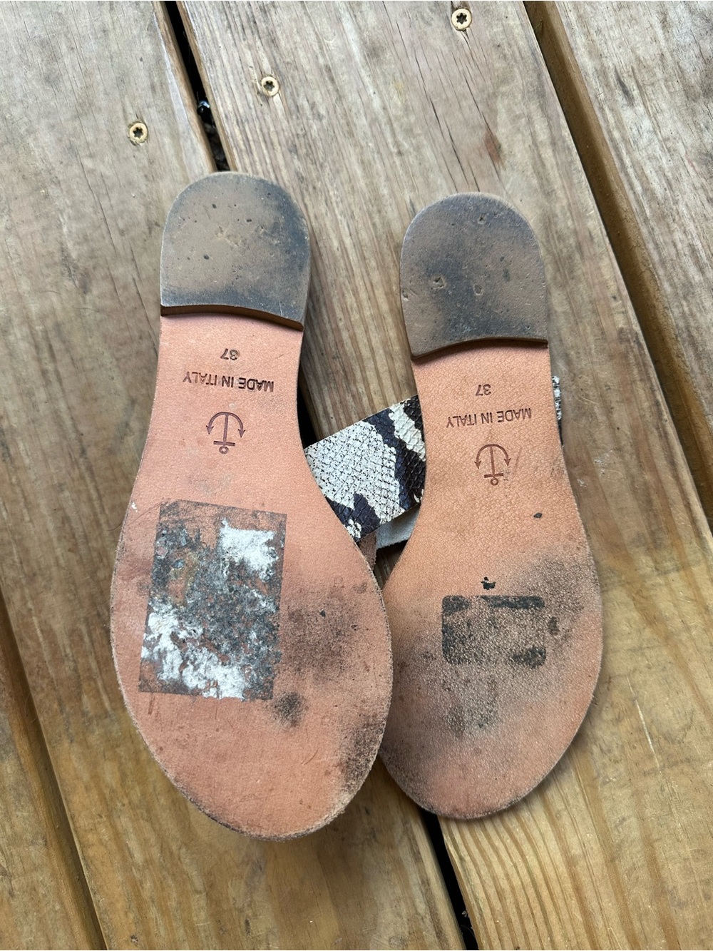 Joie A La Plage leather thong sandals - Picture 4 of 4